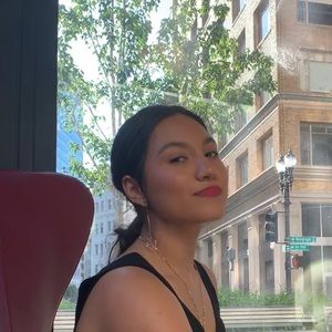 Meet your Posher, Alondra